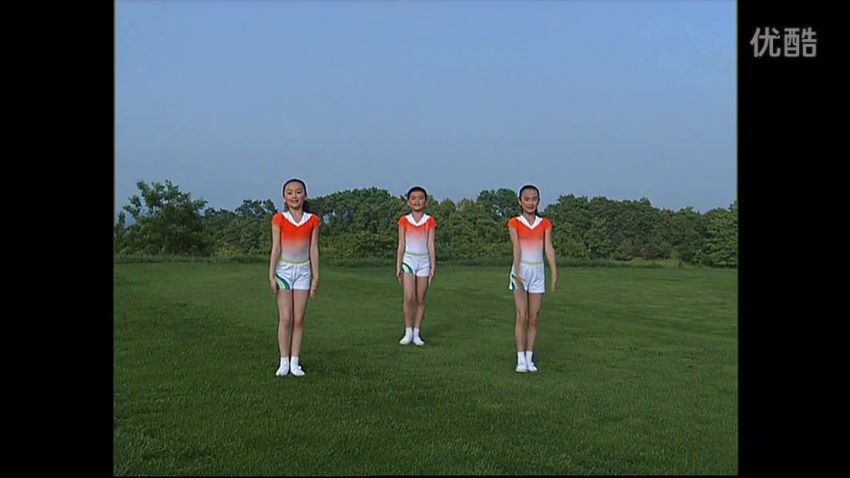 第三套广播体操《七彩阳光》人教版 ，网盘下载(350.52M)